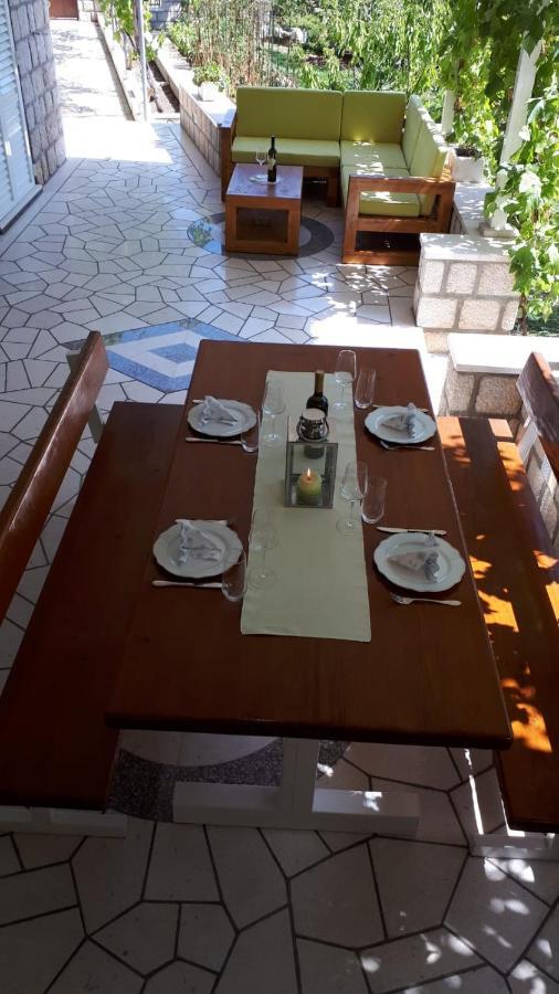 מליני Villa Silvija מראה חיצוני תמונה