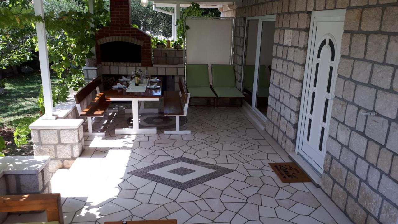 מליני Villa Silvija מראה חיצוני תמונה